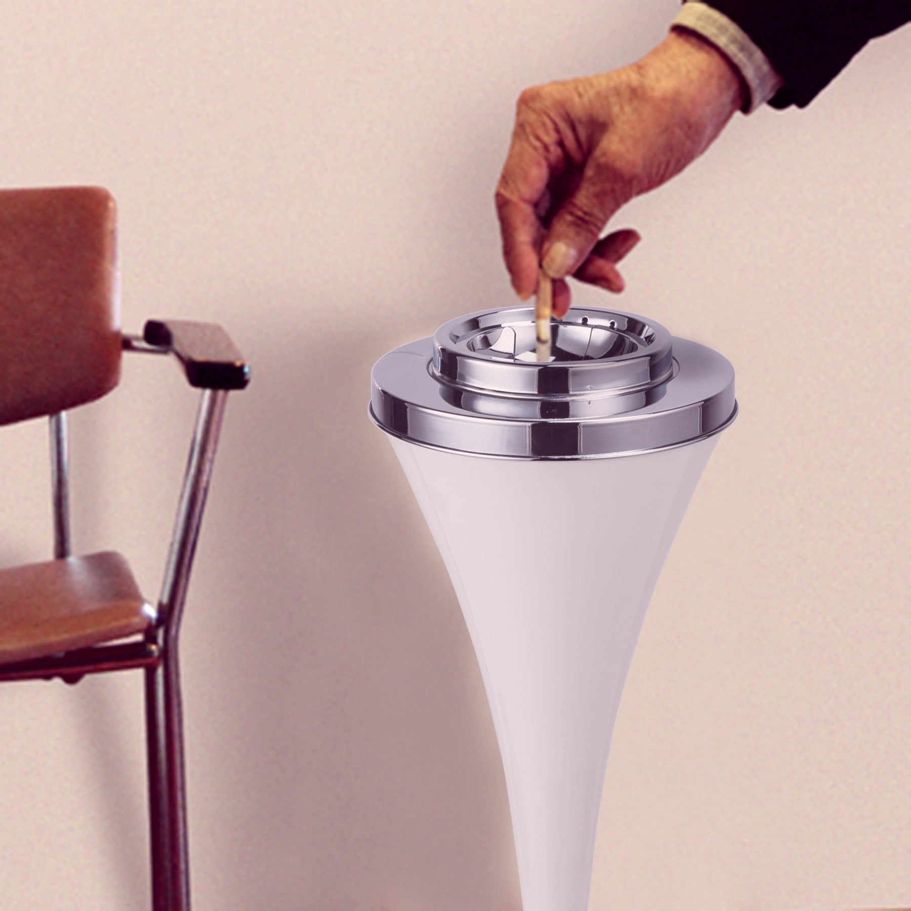 CO-Z white outdoor cigarette ashtray stand